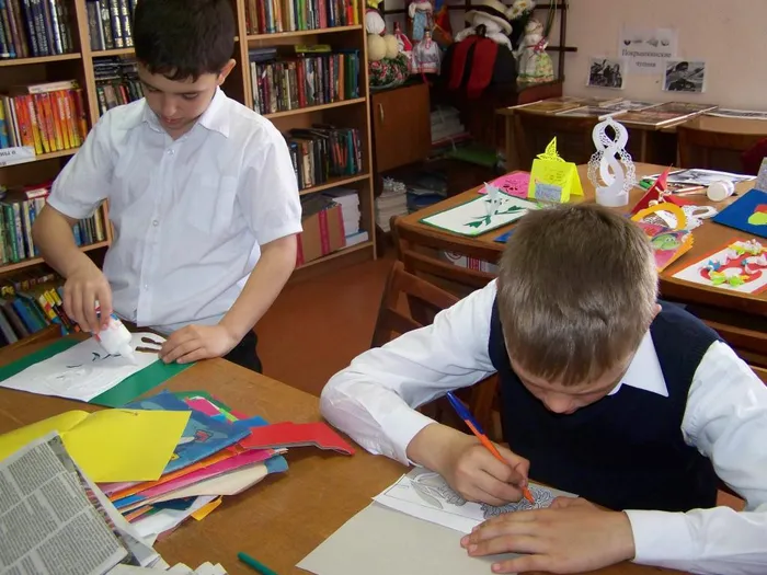 поделки к 8 марта.